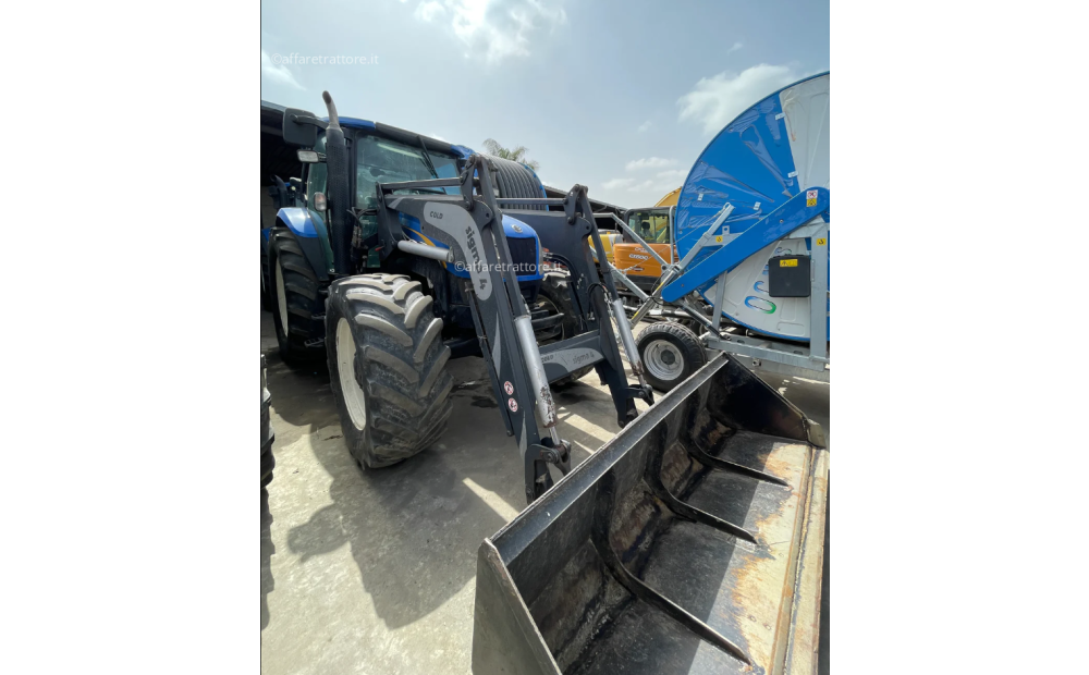 New Holland TS115 D'occasion - 3