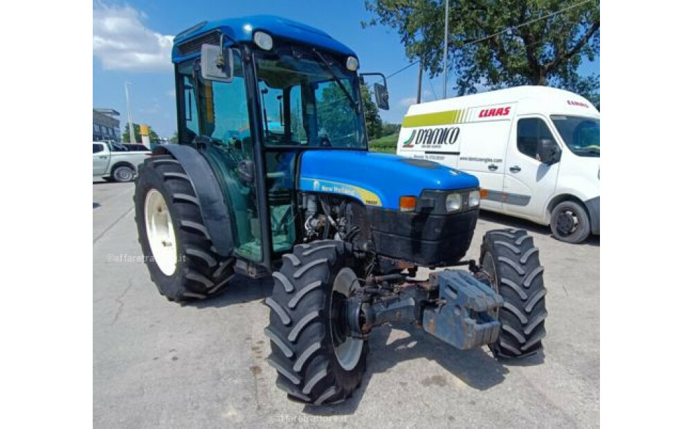 New Holland TNF 95 d'occasion - 3