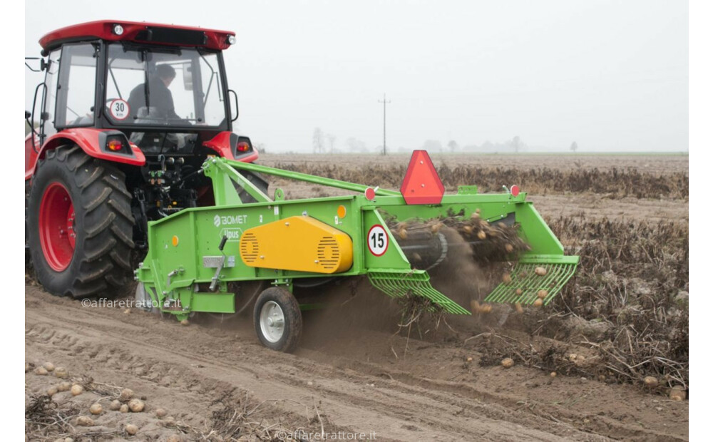 Bomet Siebkettenroder / Potato digger / Arracheuse de pomme de terre / Scavapatate a 2 file / 2-рядная картофелекопалка / Kopaczka do ziemniaków dwurzędowa Z 656/3 Nowy - 10