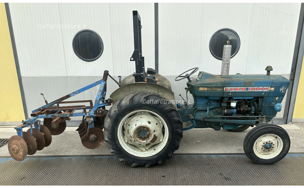 Tracteur Ford 3000 - 50 ch - 3