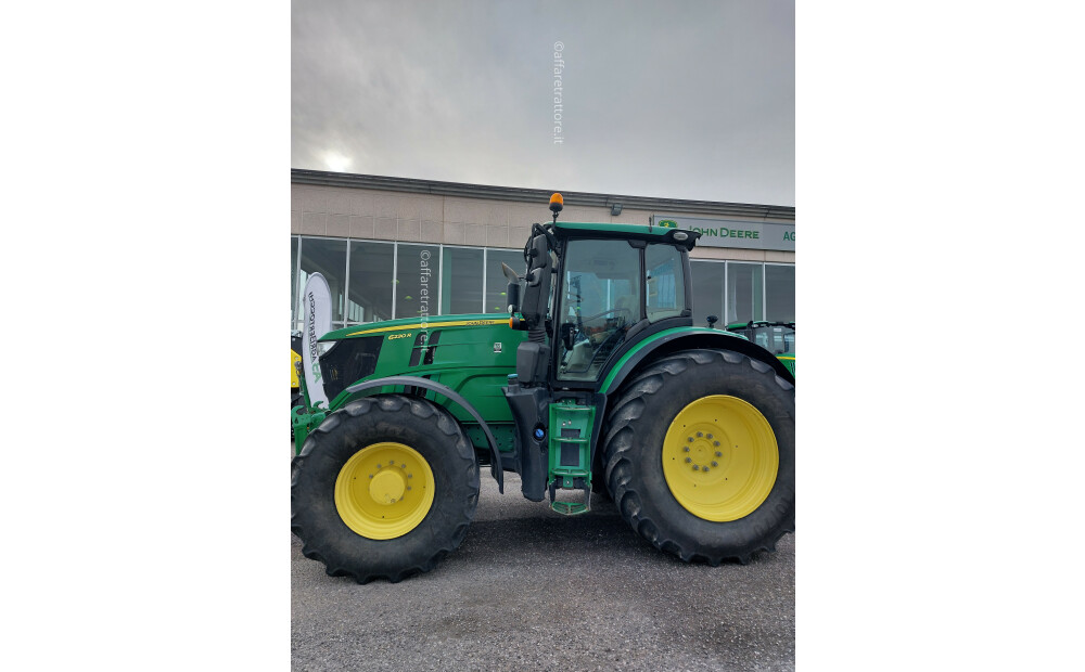 John Deere 6230R Usagé - 2