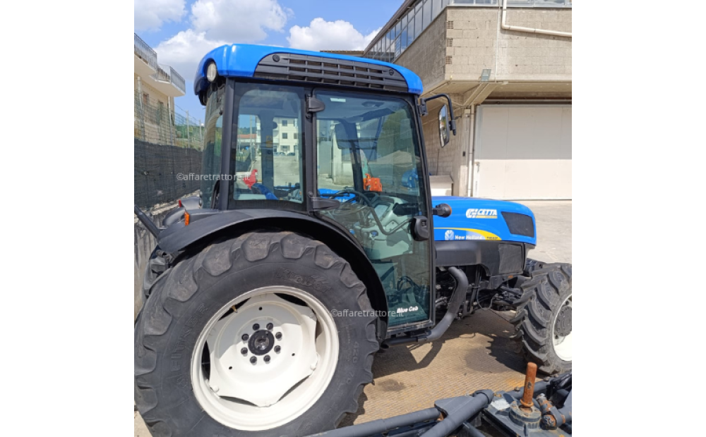 New Holland T4040 D'occasion - 2