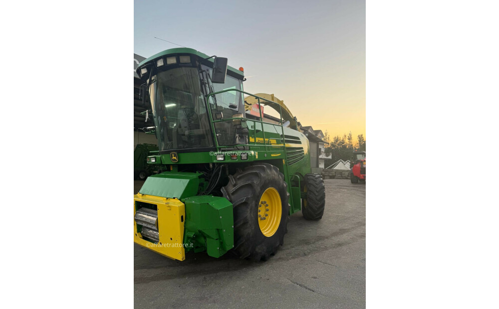 John Deere 7500 4 ruote motrici D'occasion - 9