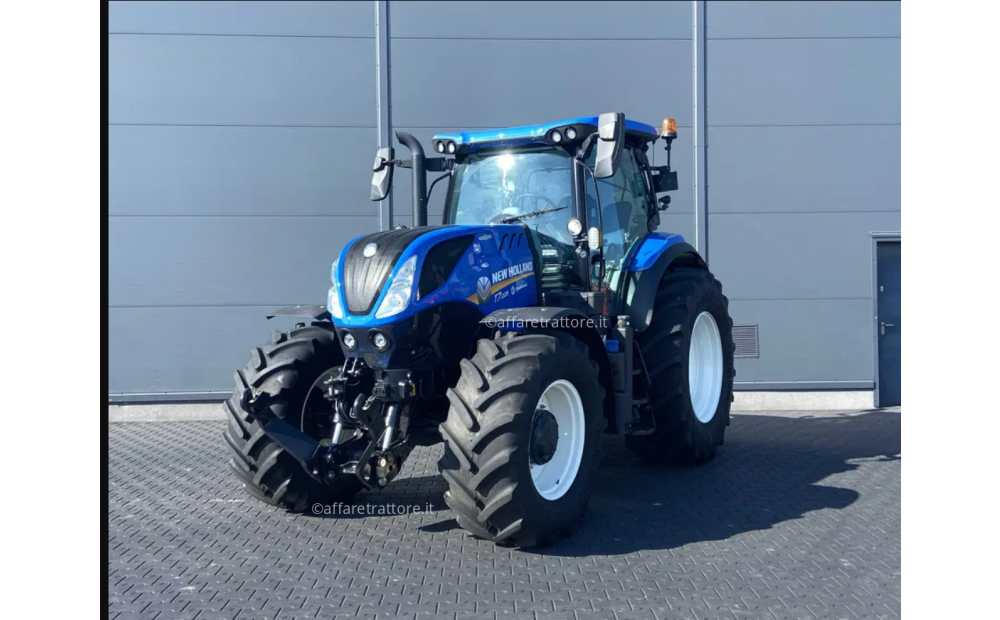 New Holland T7.225 D'occasion - 1