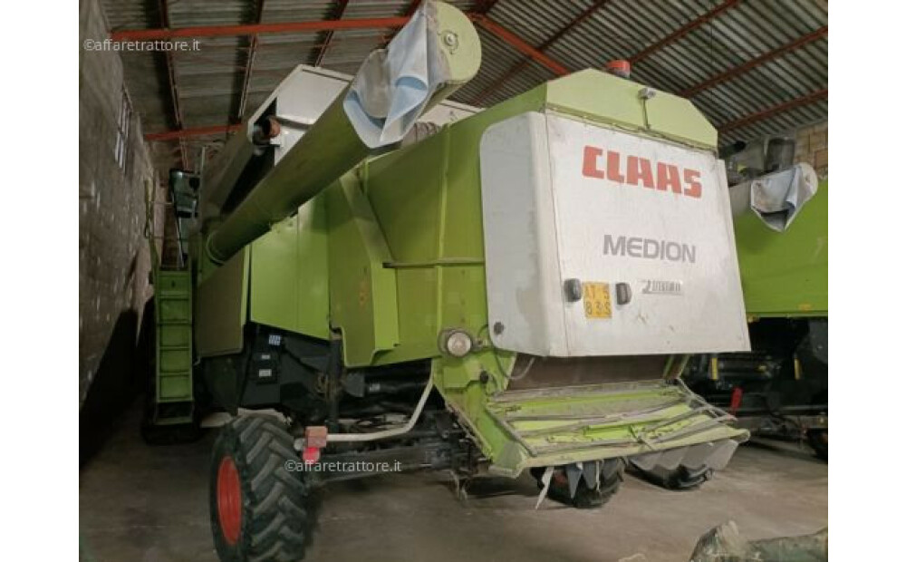 Claas MEDION 330 H d'occasion - 4