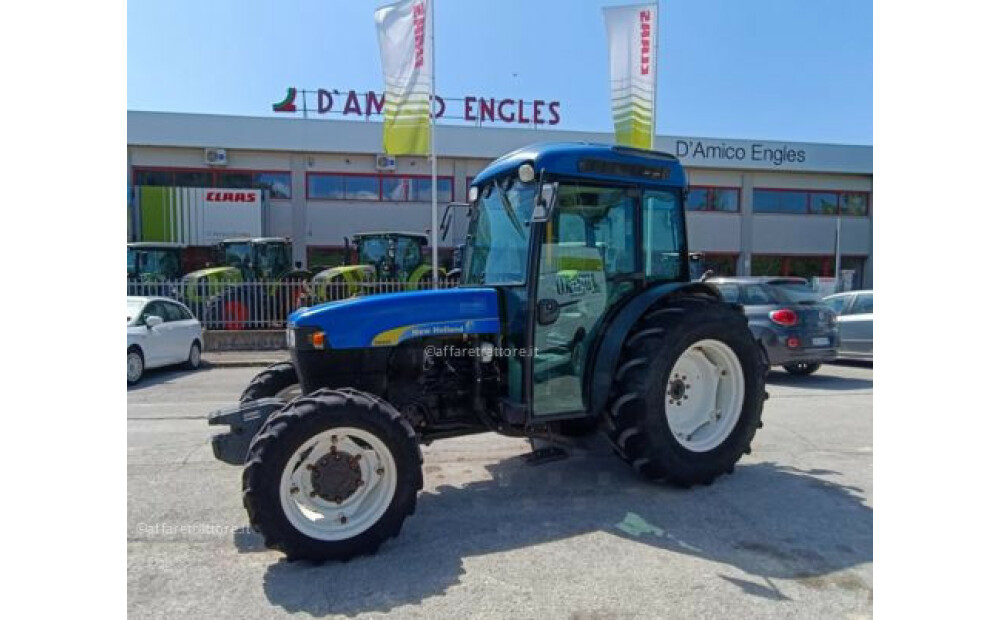 New Holland TNF 95 d'occasion - 1