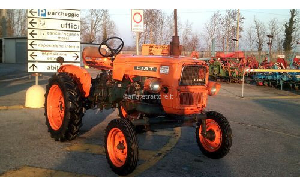 TRACTEUR AGRICOLE FIAT 215 D'OCCASION - 3