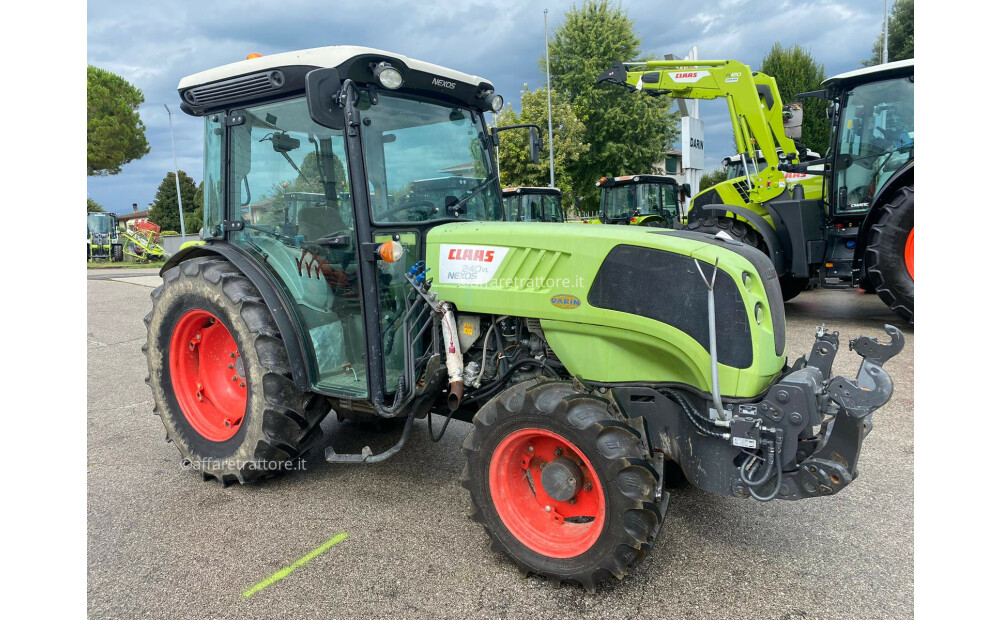 Tracteur CLAAS NEXOS 240 VL / 180 - 2