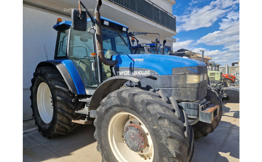 New Holland TM 135 D'occasion - 2