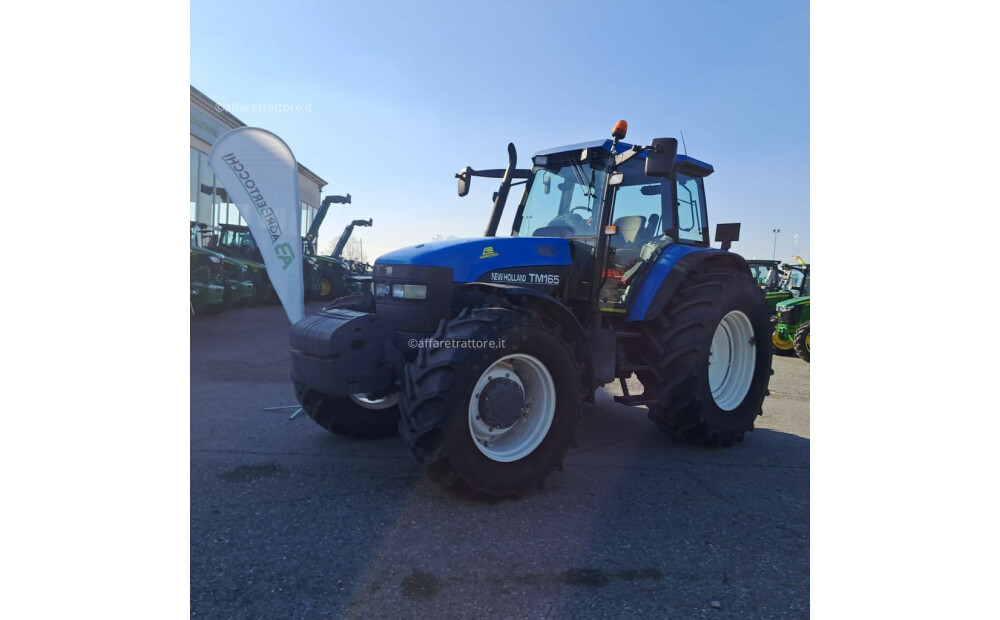 New Holland TM 165 d'occasion - 2