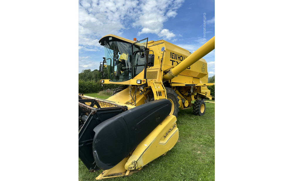 New Holland TX 66 Used - 7