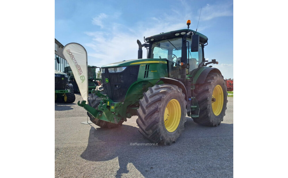 John Deere 7310 D'occasion - 1