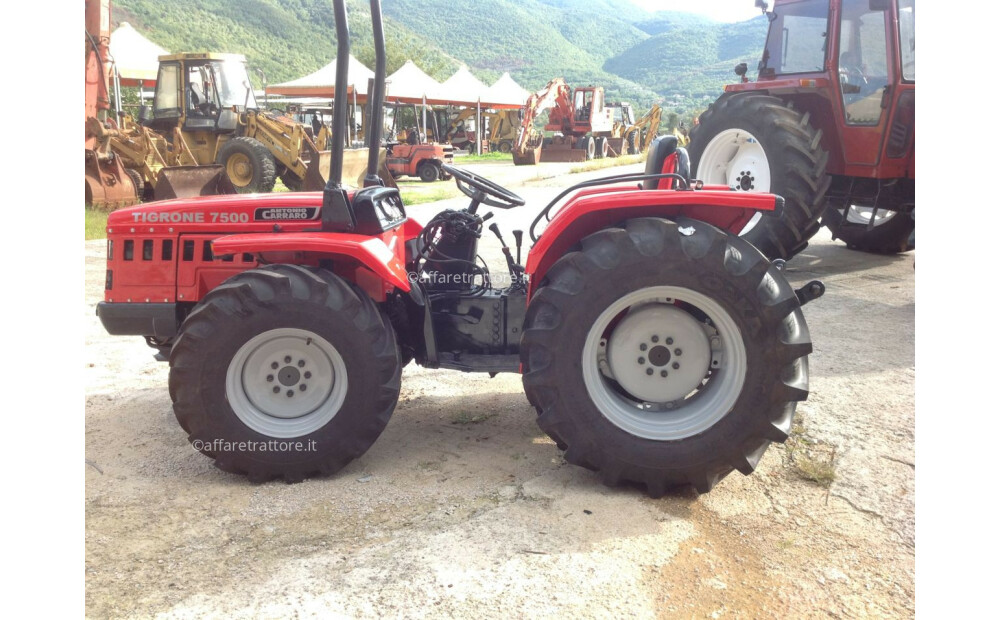 Antonio Carraro 7500 d'occasion - 7