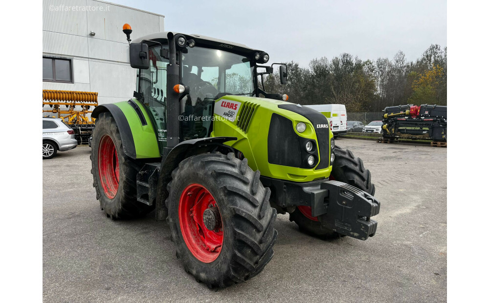 Claas ARION 440 D'occasion - 1