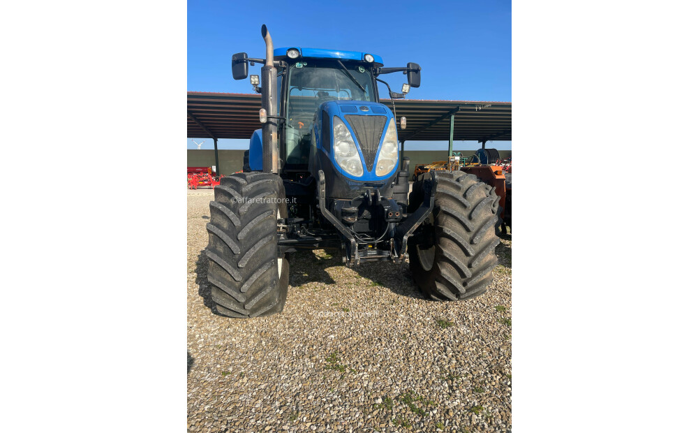 New Holland T6070 D'occasion - 2