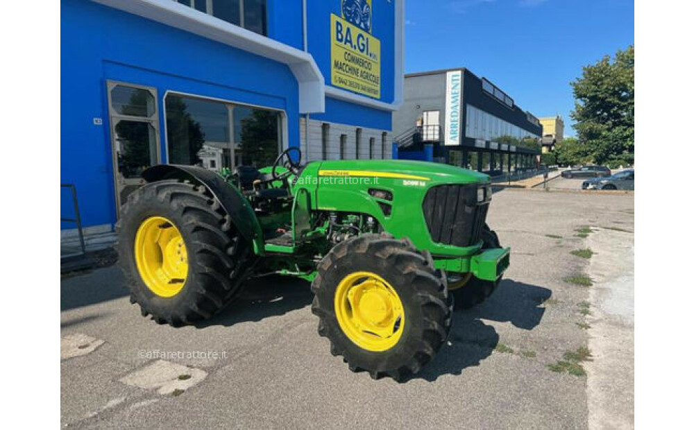 John Deere 5095 M Usato - 1