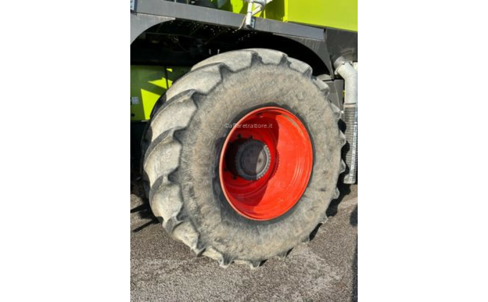 Claas XERION 3800 SADDLE TRAC Usato - 9