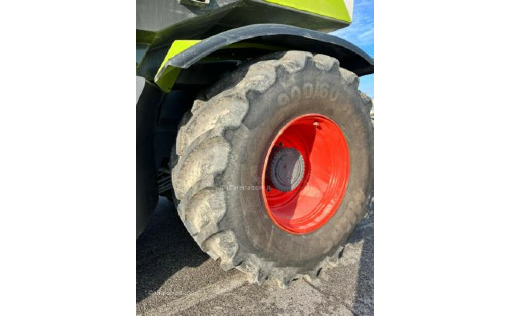 Claas XERION 3800 SADDLE TRAC Usato - 10