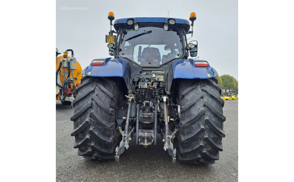 New Holland T7.270 D'occasion - 4