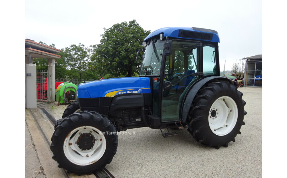 New Holland TN 95 D'occasion - 4