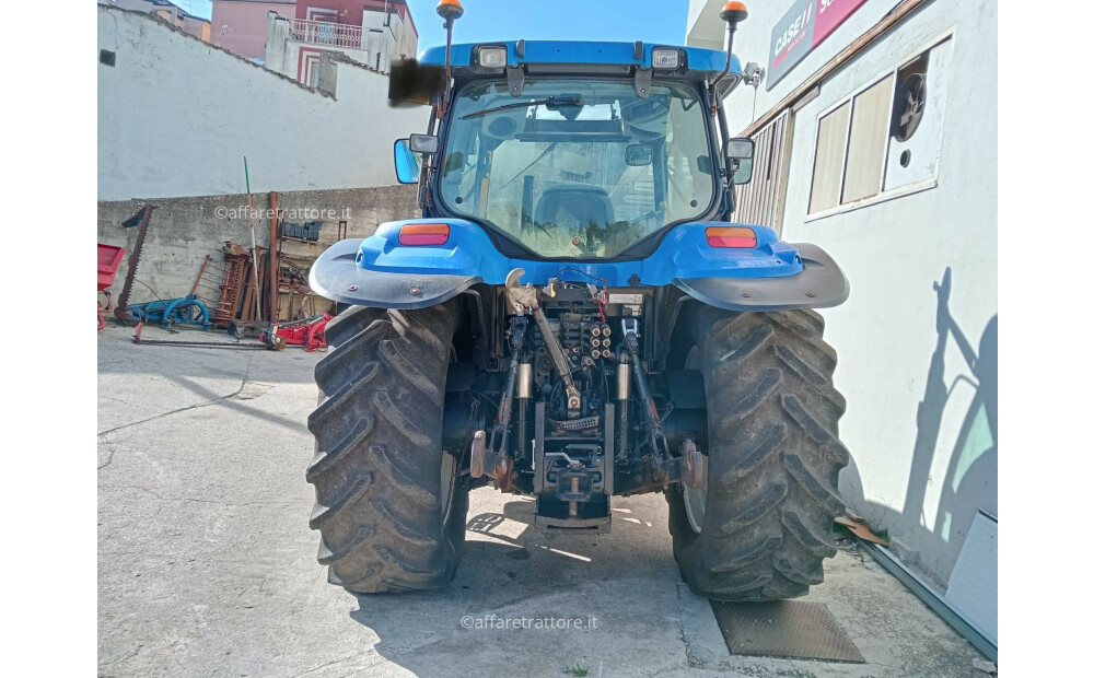 New Holland T6050 D'occasion - 4