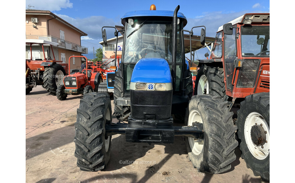 New Holland TD85 D'occasion - 3