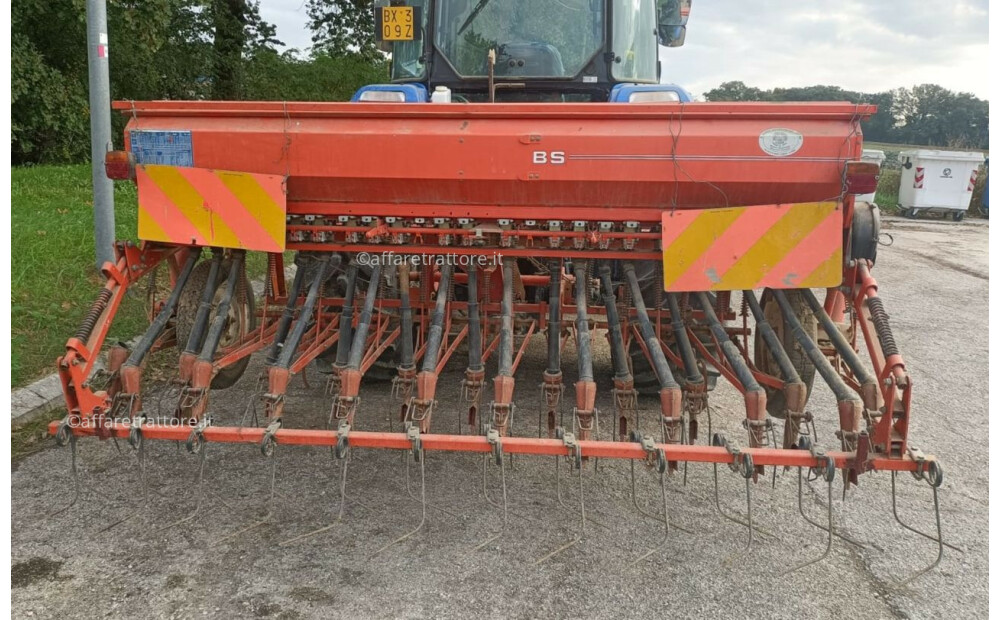 Kuhn BS 300 d'occasion - 1