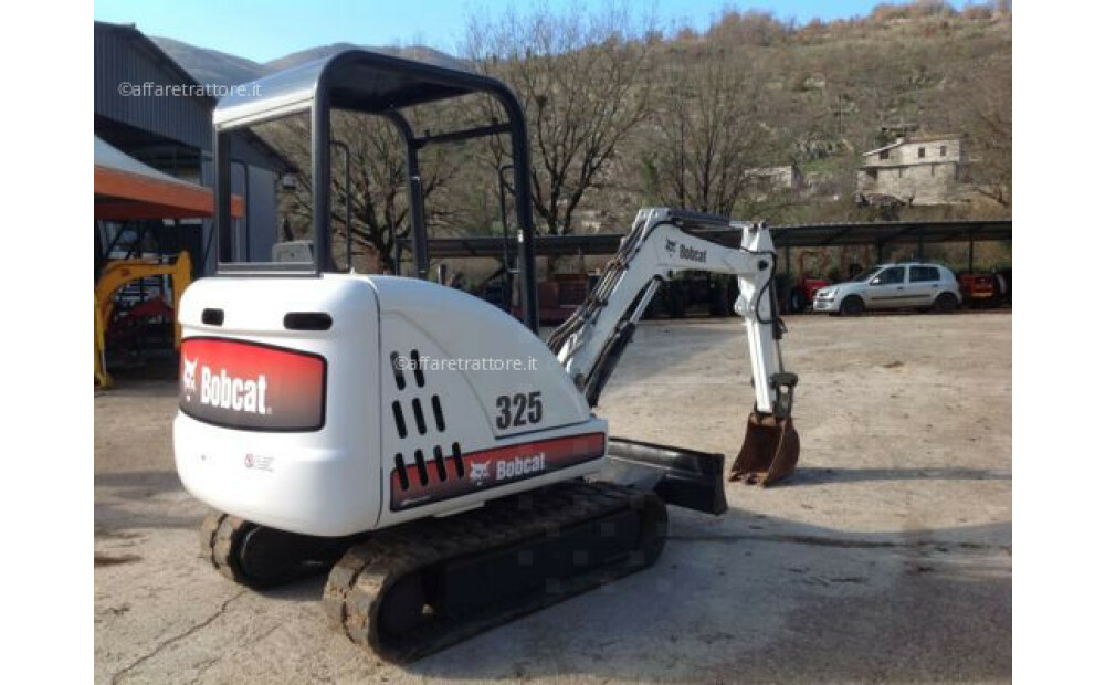 Bobcat 325 d'occasion - 6