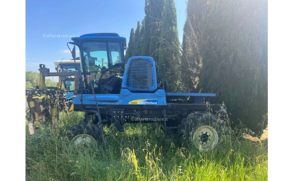 New Holland VN 260 + vendemmiatrice + lamette Usato - 2