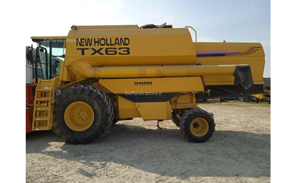 New Holland TX63 d'occasion - 4