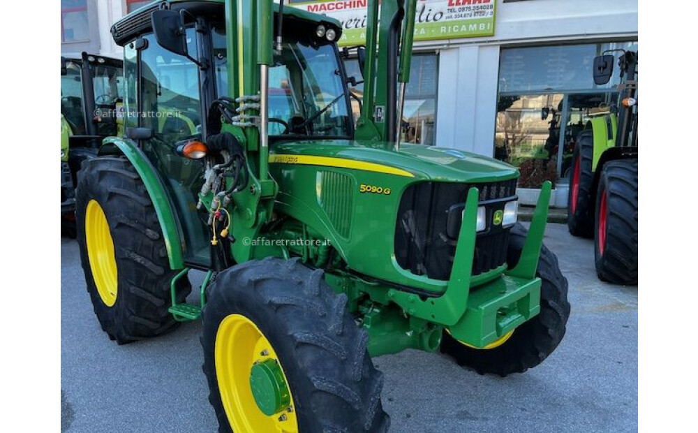 John Deere 5090G d'occasion - 1