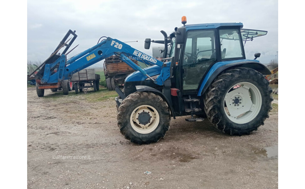 New Holland TS 100 D'occasion - 1