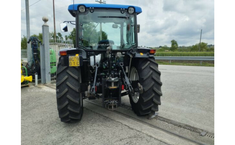 New Holland T4050 D'occasion - 10