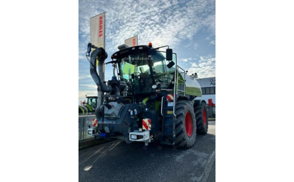 Claas XERION 3800 SADDLE TRAC Usato - 3