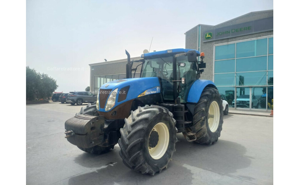 New Holland T7040 D'occasion - 6