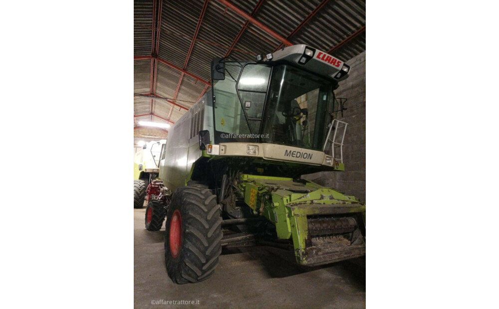 Claas MEDION 330 H d'occasion - 2