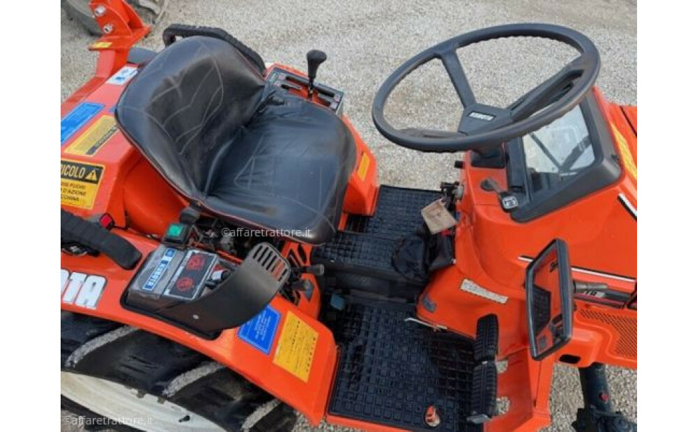 Kubota Bulltra B1 15 avec houe d'occasion - 6