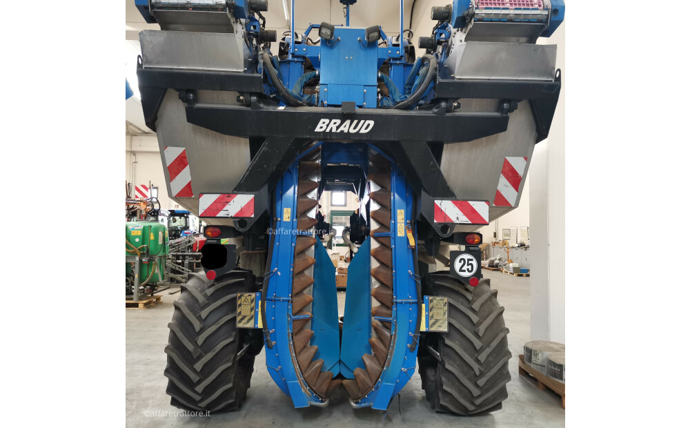 New Holland BRAUD 9090L D'occasion - 16