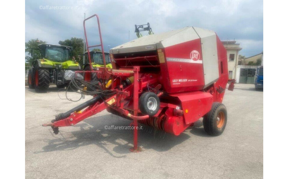 Presse à balles rondes LELY WELGER RP320 FARMER - 2