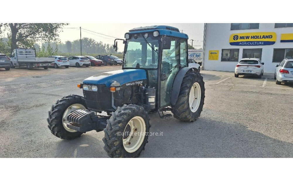 New Holland TN90F Usagé - 2