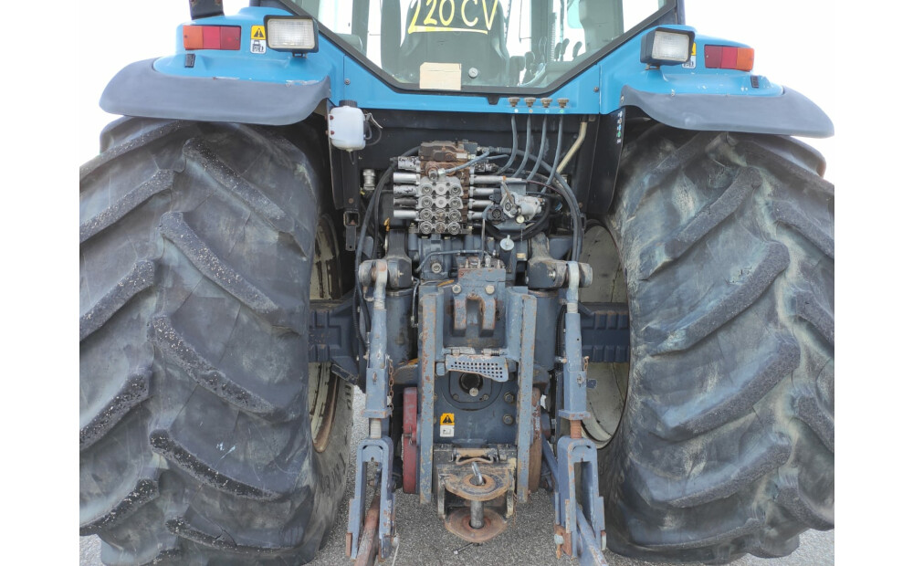 New Holland 8770 D'occasion - 6