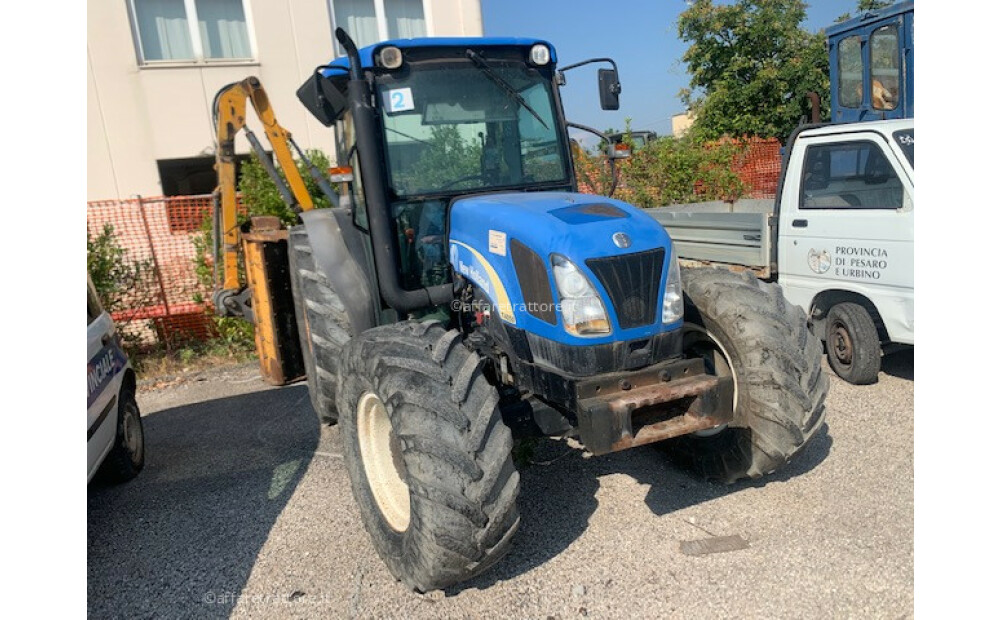 New Holland T4050 D'occasion - 2