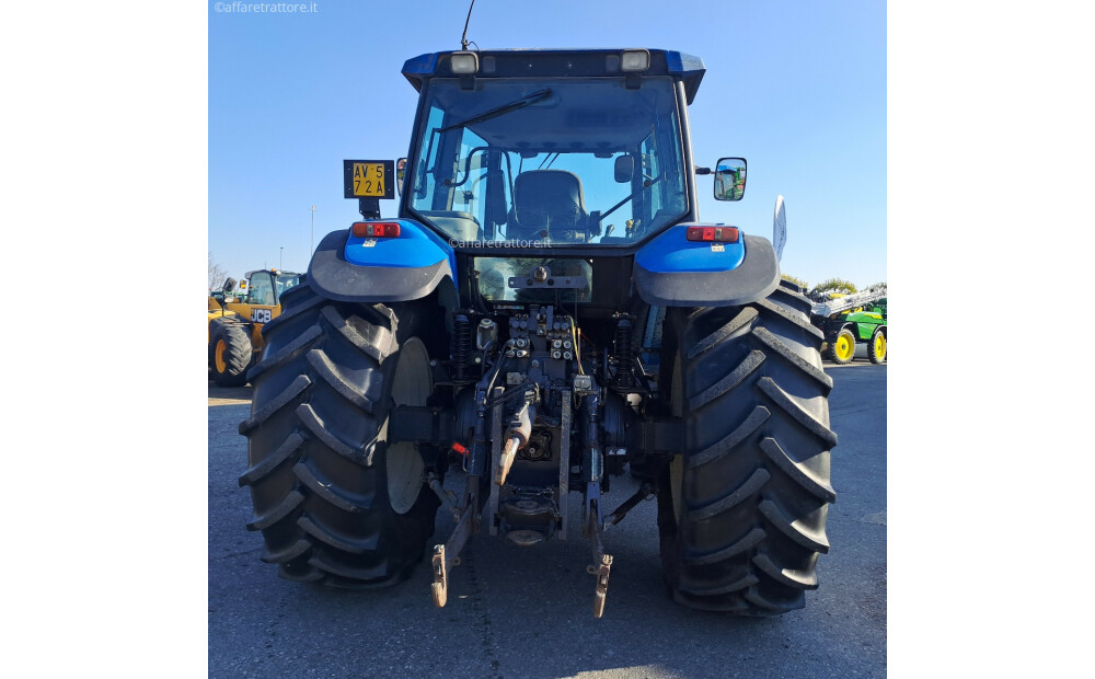 New Holland TM 165 D'occasion - 4