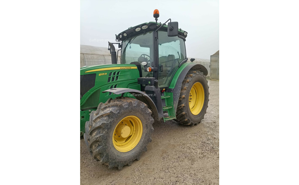 John Deere 6125 R D'occasion - 2