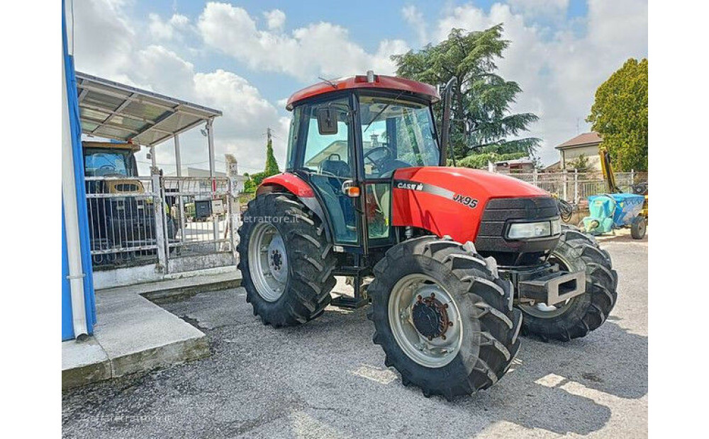 Case-Ih JX95 D'occasion - 9