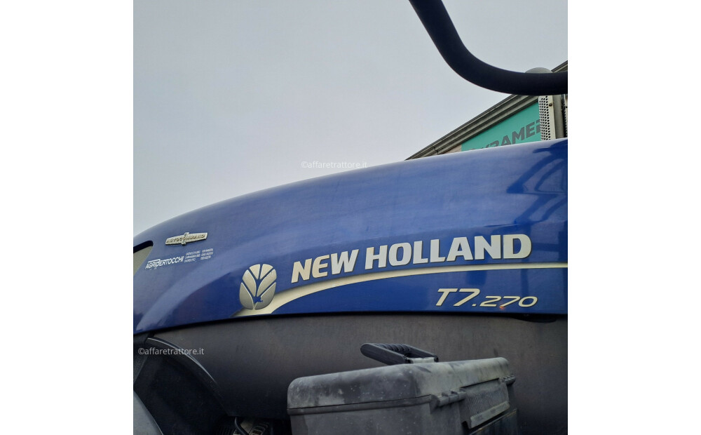 New Holland T7.270 D'occasion - 9