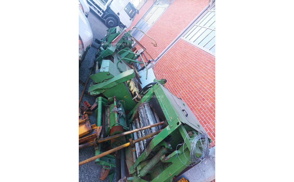 Krone Big X V8 - 6