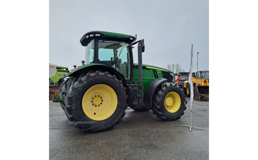 John Deere 7230R d'occasion - 4