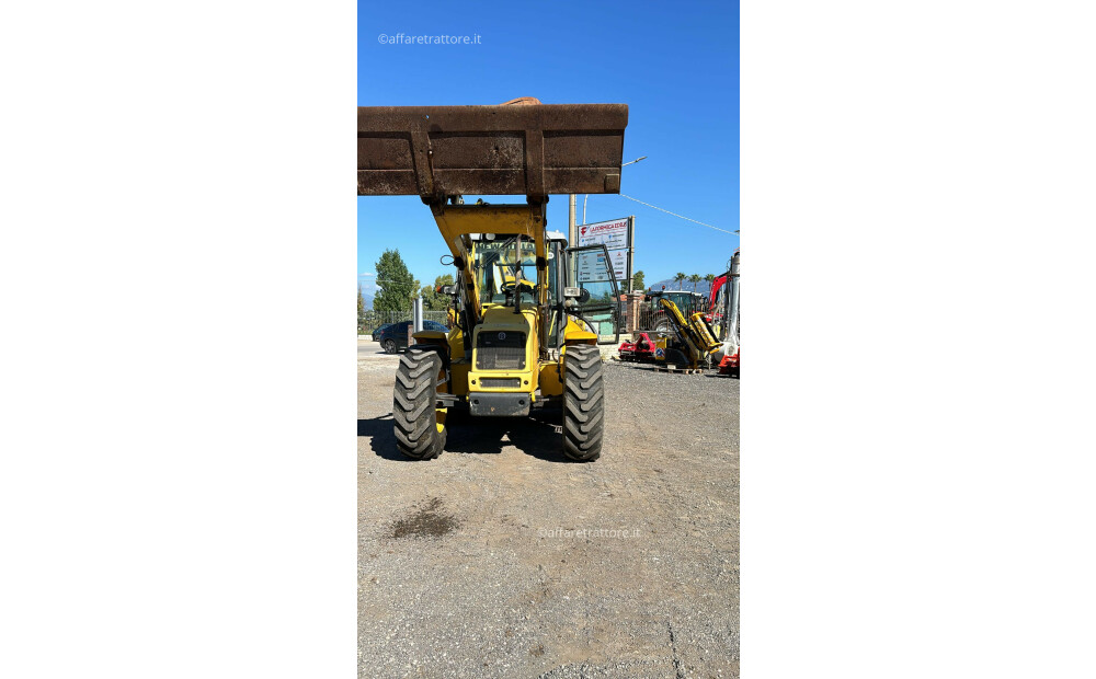 NEW HOLLAND B115-4PS D'occasion - 6