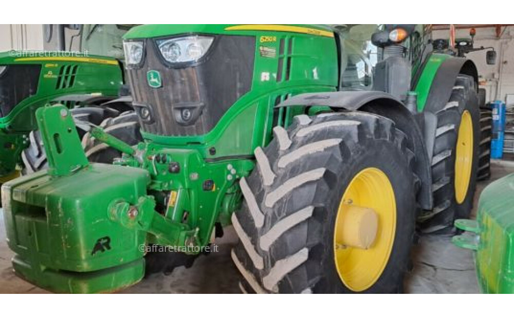 John Deere 6250R D'occasion - 4